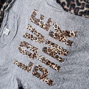 PINK Victoria's Secret Gray Tee with Leopard 'LOVE PINK' Graphic